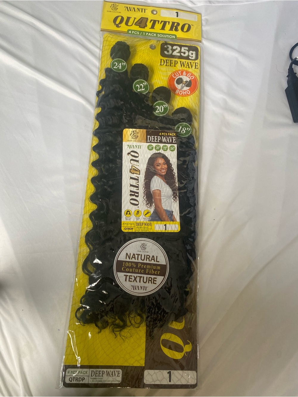 Avanti Qu4ttro Deep Wave Synthetic Hair - Black